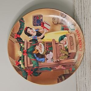 The Walt Disney Collection Plates Snow White "Christmas Dreams" 1994 Grolier